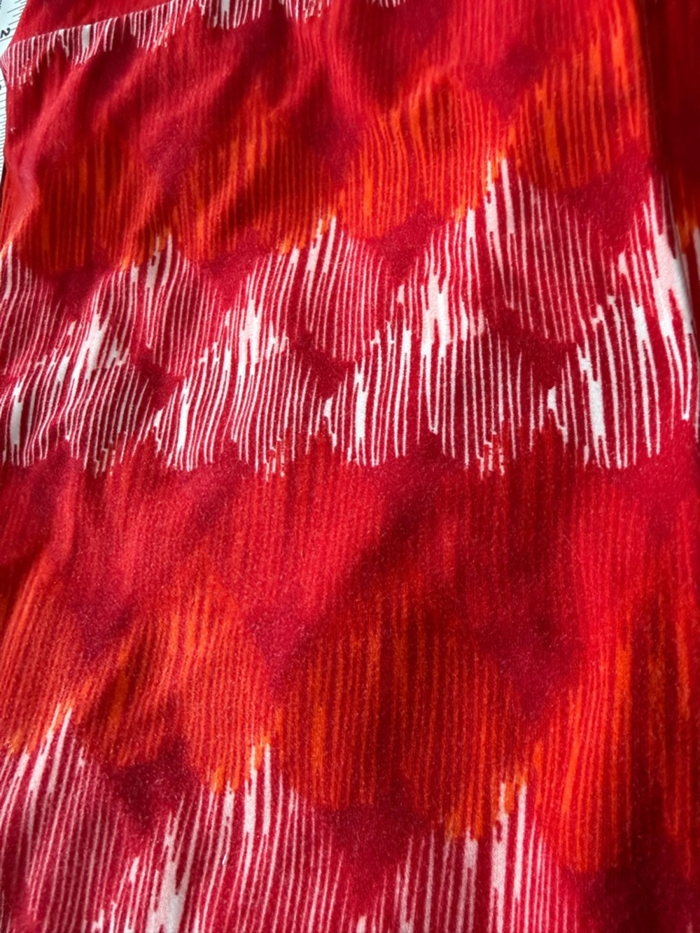 Vibrant Red heart Print Leggings